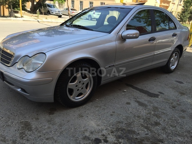 Mercedes C 220 2002, 152,398 km - 2.0 л - Bakı