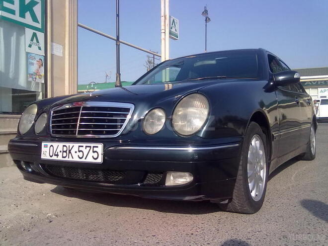 Mercedes E 220 2000, 232,488 km - 2.2 l - Bakı