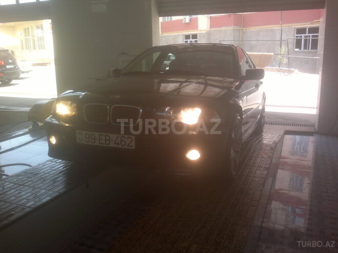 BMW 318 2001, 238,000 km - 2.0 l - Bakı