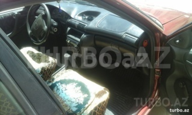 Opel Astra 1996, 247,240 km - 1.6 л - Bakı