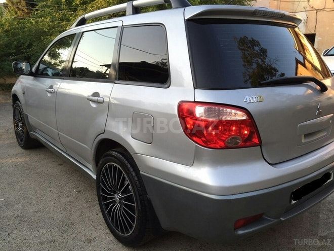 Mitsubishi Outlander 2004, 177,000 km - 2.4 l - Bakı