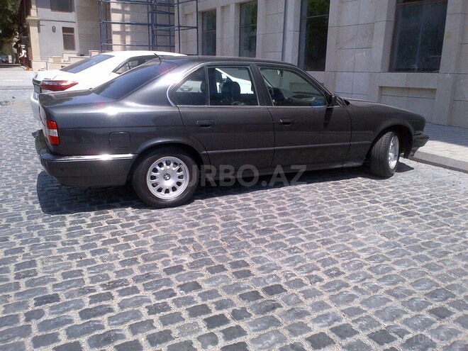 BMW 525 1993, 380,000 km - 2.5 l - Bakı