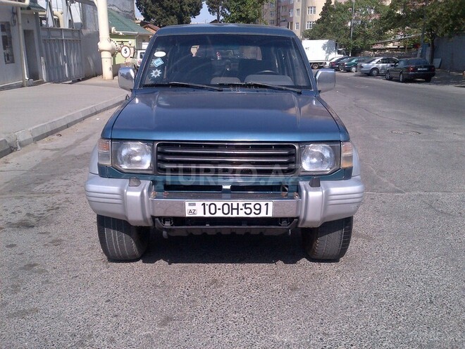Mitsubishi Pajero 1993, 287,000 km - 2.5 l - Bakı