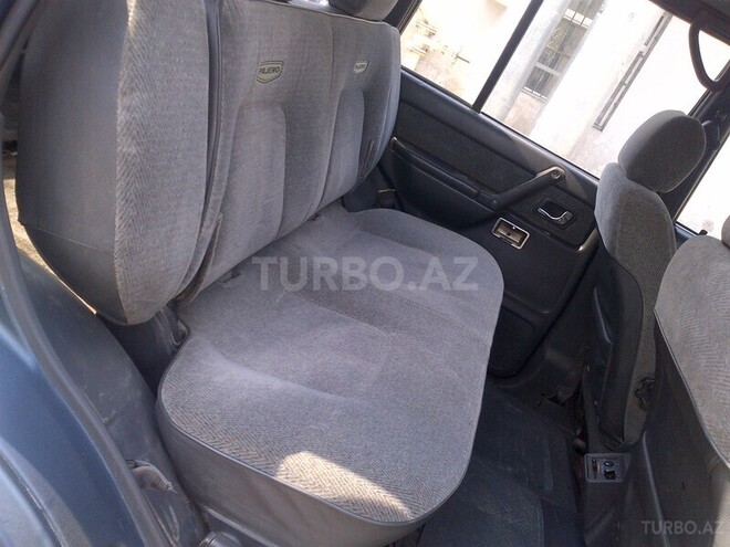 Mitsubishi Pajero 1993, 287,000 km - 2.5 l - Bakı