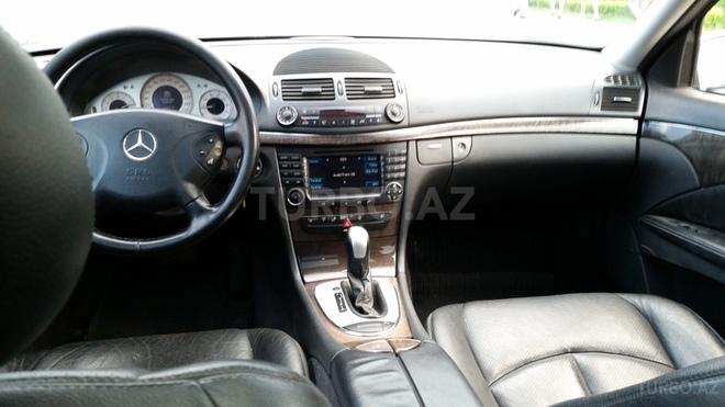 Mercedes E 320 2002, 150,000 km - 3.2 l - Bakı