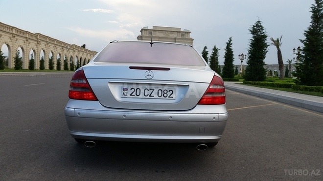 Mercedes E 320 2002, 150,000 km - 3.2 l - Bakı