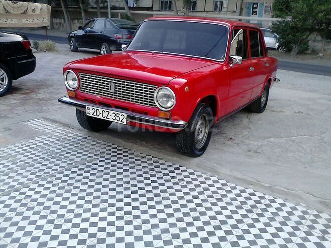 LADA (VAZ) 21011 1981, 300,000 km - 1.6 l - Bakı