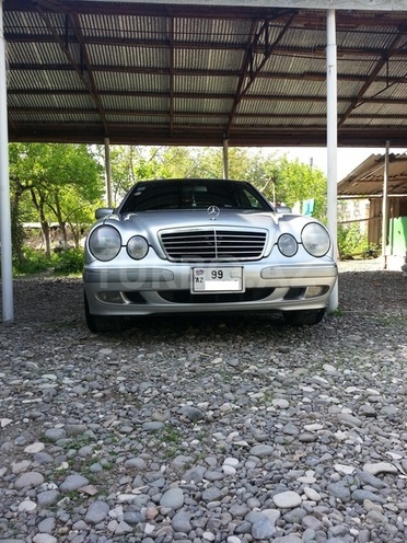 Mercedes E 240 2000, 158,000 km - 2.4 l - Bakı