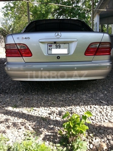 Mercedes E 240 2000, 158,000 km - 2.4 l - Bakı