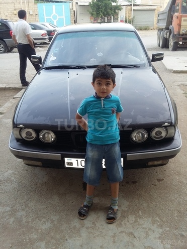 BMW 528 1993, 180,365 km - 2.8 l - Bakı