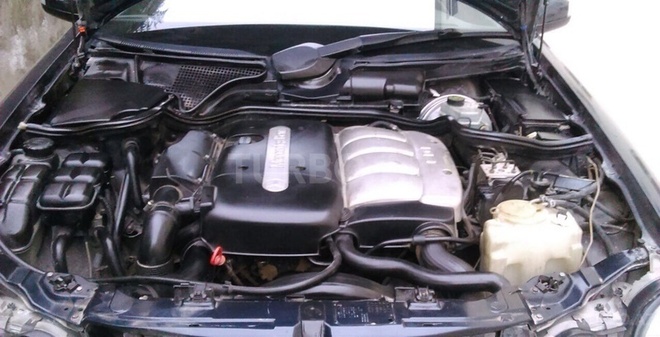Mercedes E 220 1999, 200,000 km - 0.3 l - Bakı