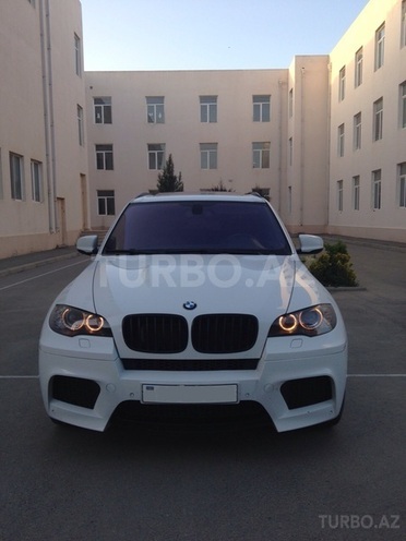 BMW X5 M 2011, 80,000 km - 4.4 л - Bakı
