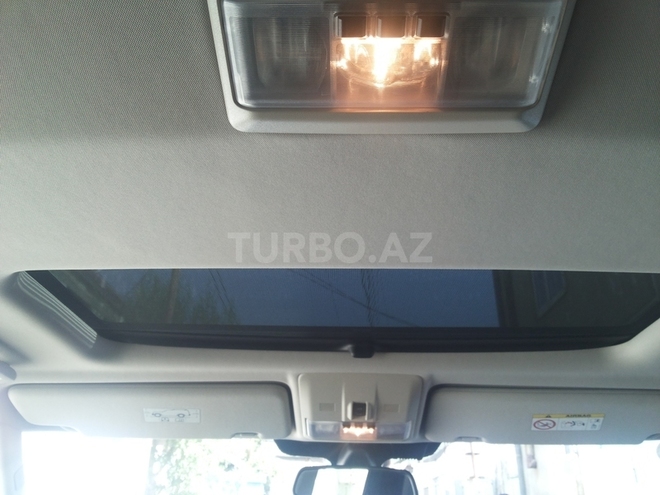 Land Rover Discovery 2014, 32,000 km - 3.0 l - Bakı