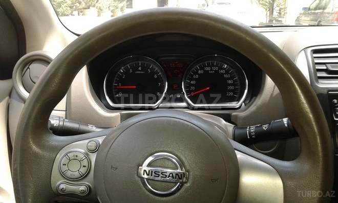 Nissan Sunny 2012, 100,000 km - 1.6 l - Bakı