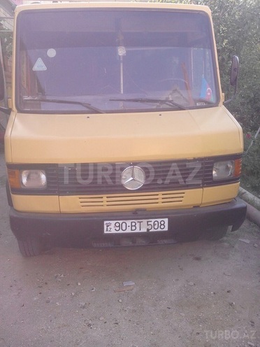 Mercedes 508 1990, 235,710 km - 2.3 l - Bakı
