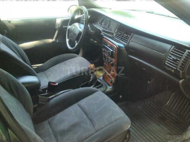 Opel Vectra 1996, 190,000 km - 2.0 l - Bakı
