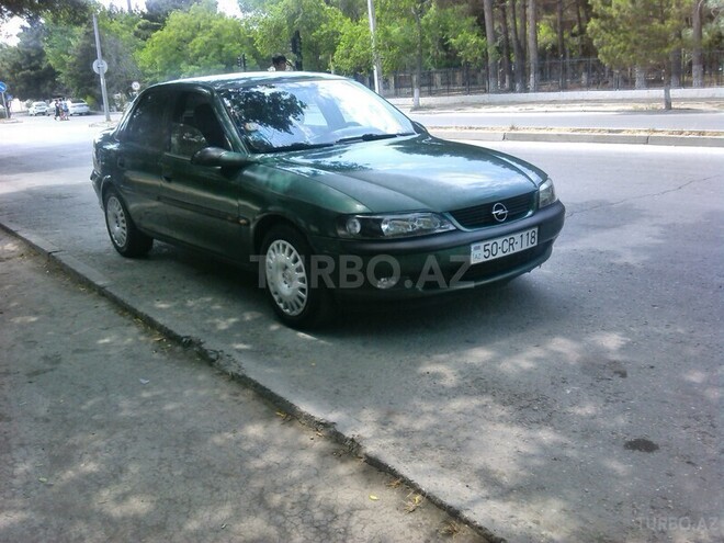 Opel Vectra 1996, 190,000 km - 2.0 l - Bakı
