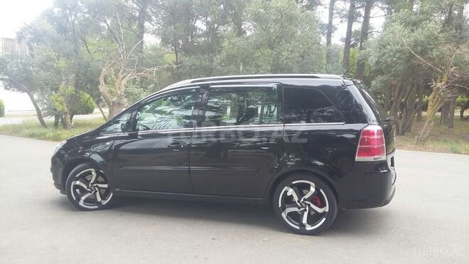 Opel Zafira 2006, 166,000 km - 1.9 l - Bakı