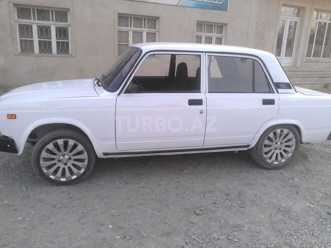 LADA (VAZ) 2107 2009, 185,000 km - 1.6 l - Bakı