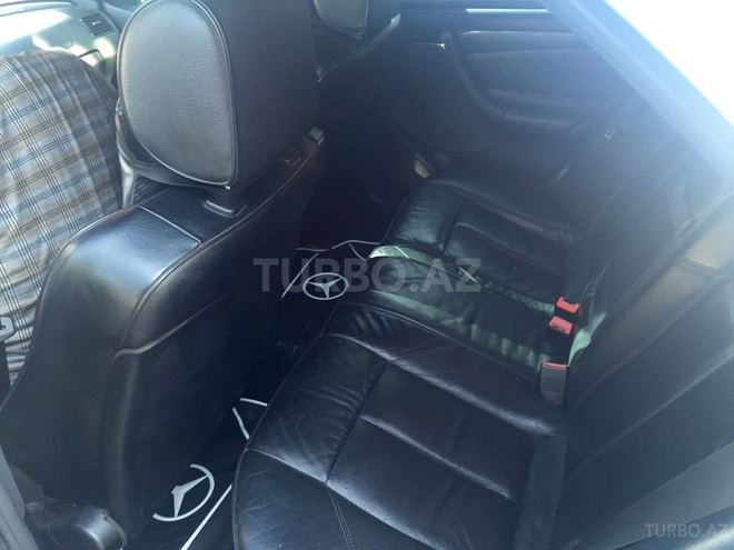 Mercedes C 240 2000, 227,000 km - 2.4 l - Bakı
