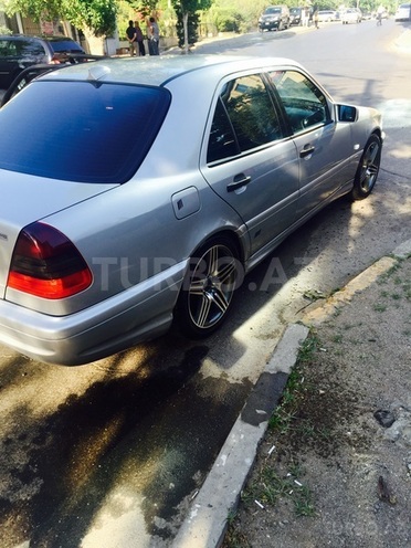 Mercedes C 240 2000, 227,000 km - 2.4 l - Bakı