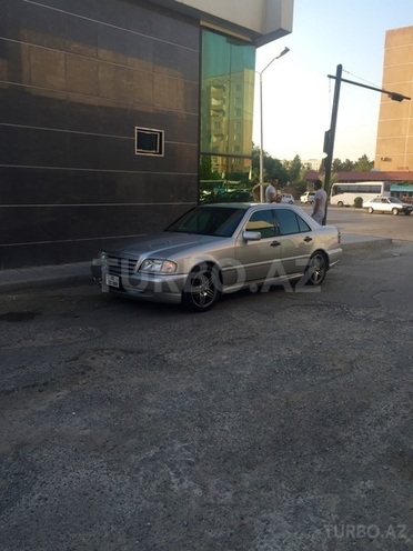 Mercedes C 240 2000, 227,000 km - 2.4 l - Bakı