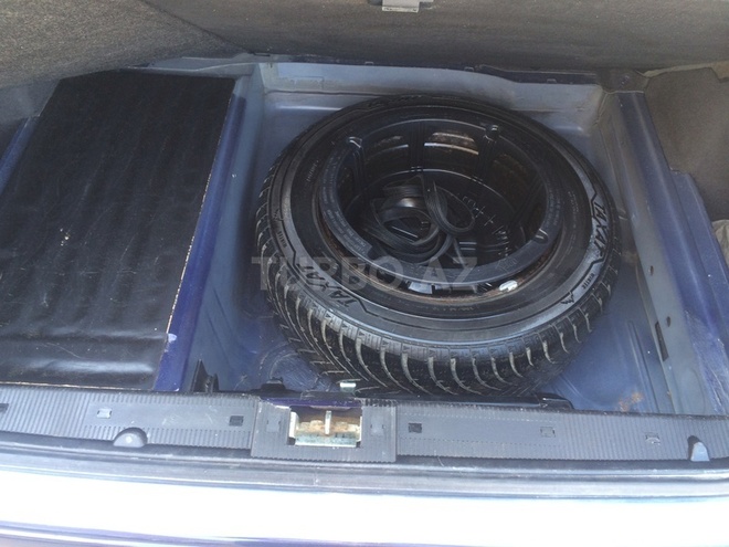 Mercedes E 240 1998, 200,000 km - 2.4 l - Bakı