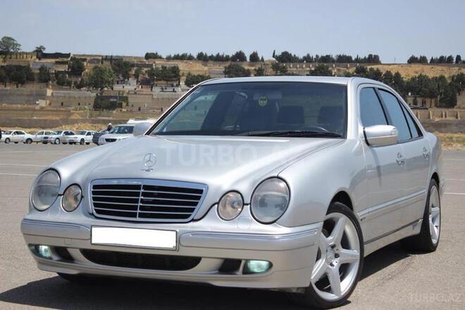 Mercedes E 220 2000, 196,000 km - 2.2 l - Bakı