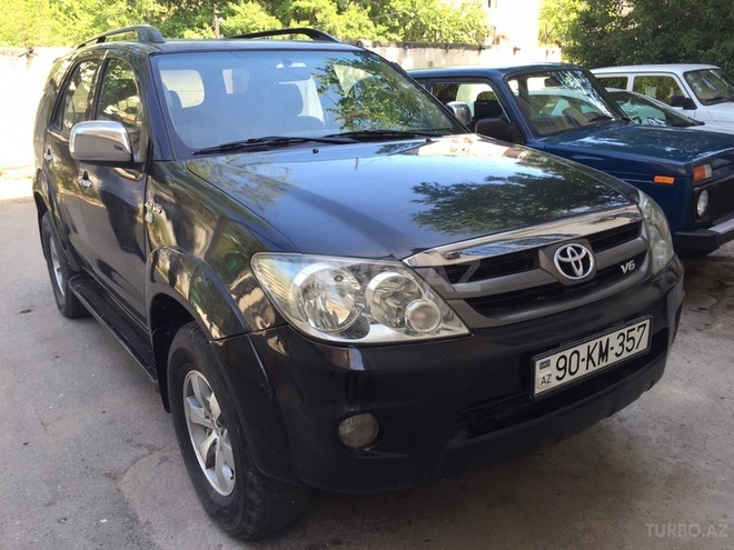 Toyota Fortuner 2006, 80,000 km - 4.0 l - Bakı