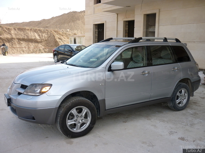 Mitsubishi Outlander 2004, 130,000 km - 2.0 l - Bakı