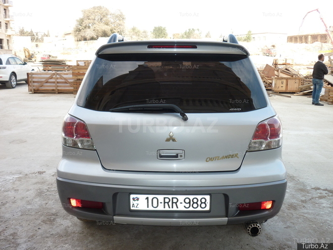 Mitsubishi Outlander 2004, 130,000 km - 2.0 l - Bakı