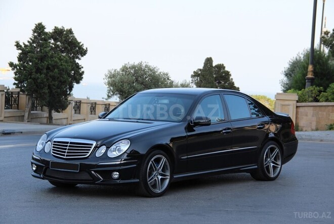 Mercedes E 320 2002, 199,000 km - 3.2 l - Bakı