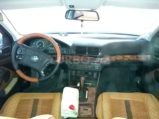 BMW 528 1998, 295,600 km - 2.8 л - Bakı