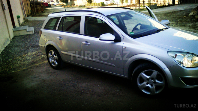 Opel Astra 2007, 182,500 km - 1.9 l - Bakı