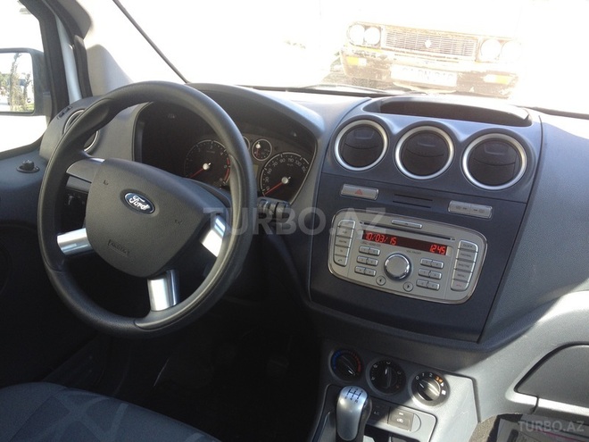 Ford Tourneo Connect 2009, 105,000 km - 1.8 l - Bakı