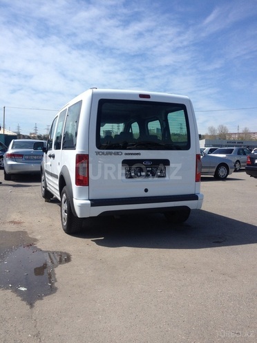 Ford Tourneo Connect 2009, 105,000 km - 1.8 l - Bakı