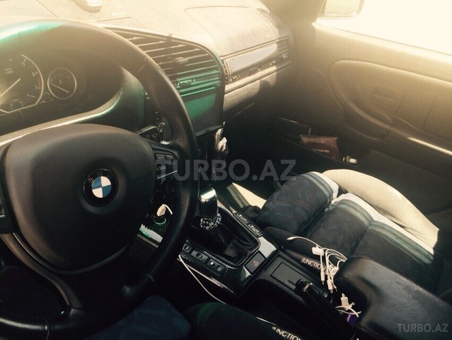 BMW 328 1994, 2,340,000 km - 2.8 l - Bakı