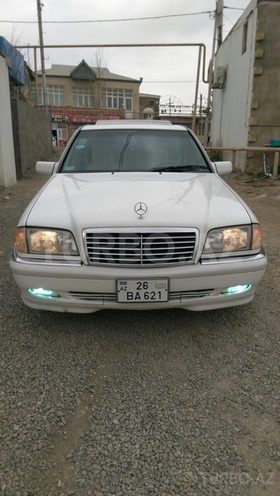 Mercedes C 230 2000, 232,199 km - 2.3 л - Bakı