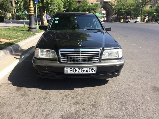 Mercedes C 240 1997, 200,000 km - 2.4 l - Bakı
