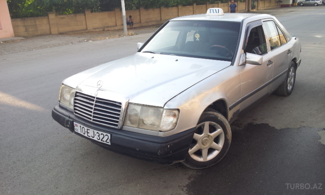 Mercedes E 230 1987, 100,000 km - 2.3 л - Bakı