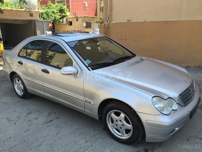 Mercedes C 180 2002, 152,489 km - 2.0 л - Bakı