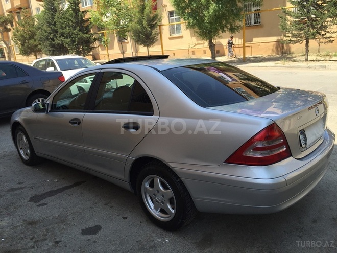Mercedes C 180 2002, 152,489 km - 2.0 л - Bakı