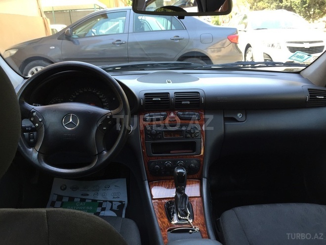 Mercedes C 180 2002, 152,489 km - 2.0 л - Bakı