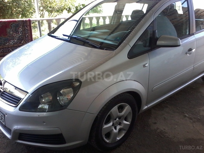 Opel Zafira 2005, 157,000 km - 1.9 л - Bakı