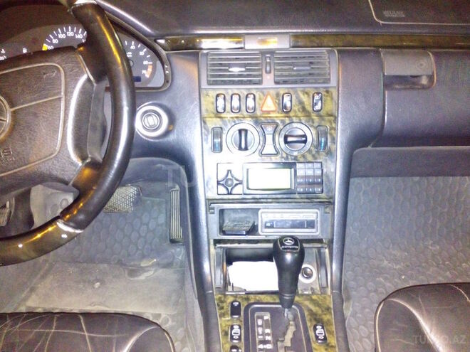 Mercedes E 230 1998, 0 km - 2.3 l - Bakı