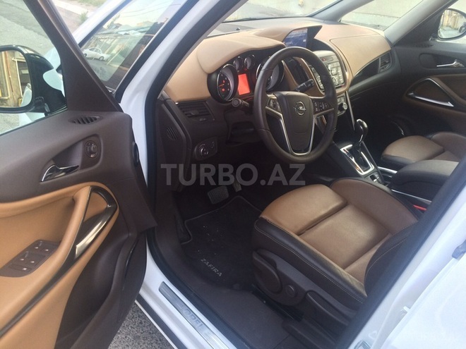 Opel Zafira 2013, 34,300 km - 1.4 л - Bakı