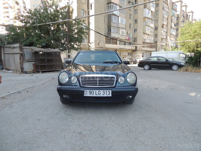 Mercedes E 320 1998, 197,000 km - 3.2 l - Bakı