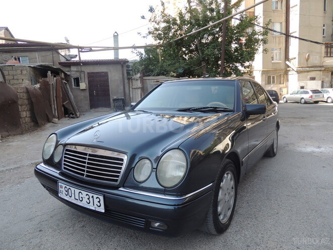 Mercedes E 320 1998, 197,000 km - 3.2 l - Bakı