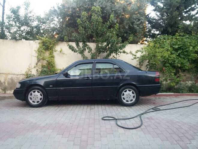 Mercedes C 200 1997, 195,000 km - 2.0 л - Bakı