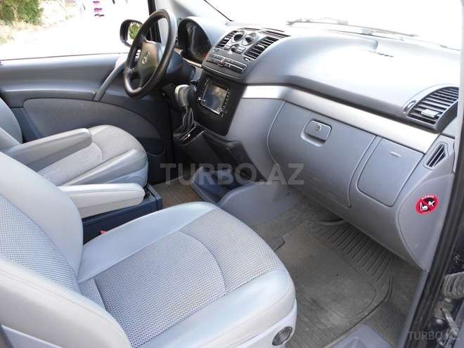 Mercedes Viano 2006, 131,000 km - 2.2 л - Bakı
